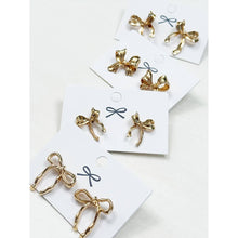 Load image into Gallery viewer, Gold Bow Earrings
