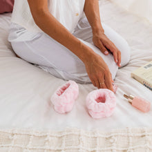 Load image into Gallery viewer, Spa Headband with Wristbands