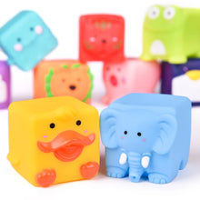 Load image into Gallery viewer, 12 Pieces Kids Bath Toys Soft Cube Bath Squirters