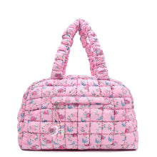 Load image into Gallery viewer, Quilted Scrunchies Floral Printed Medium Duffle Bag