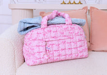 Load image into Gallery viewer, Quilted Scrunchies Bow Printed Medium Duffle Bag

